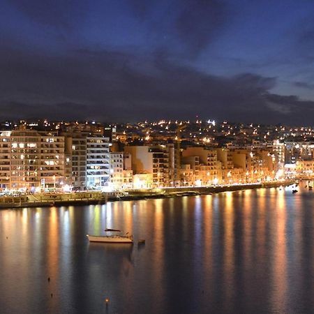Prime Location Apartment With Side Seaviews Sliema Luaran gambar