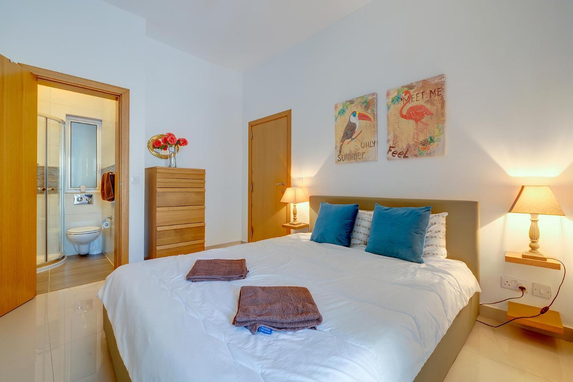 Prime Location Apartment With Side Seaviews Sliema Luaran gambar